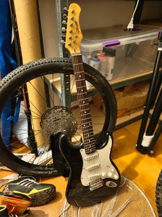 Guitarra Eléctrica Stagg Stratocaster