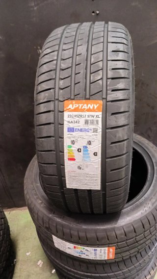 235/45 R17 97W APTANY RA342