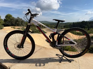 Bicicleta Mondraker Summum 29” 2021