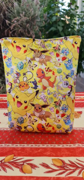 Funda para libro Pokémon