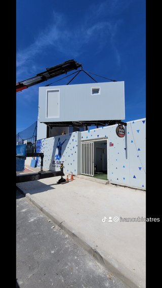 Infraestructura modular para club deportivo
