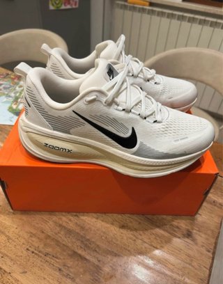 Zapatillas Nike Vomero 18 42'5
