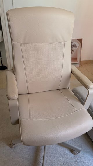 Silla de escritorio IKEA beige