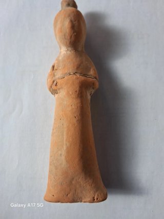 Figura Femenina Antigua de Terracota China