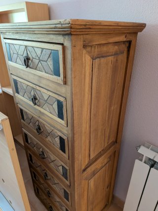 Cómoda Rústica de Madera con 6 Cajones