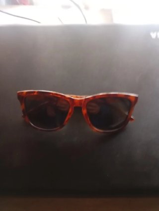 Gafas de sol con montura carey