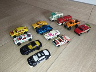 Lote 12 coches Majorette escala 1/64