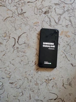 Samsung Galaxy A40 Negro