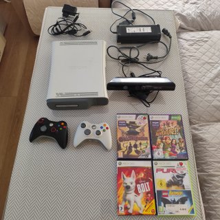Xbox 360 con Kinect e 4 giochi