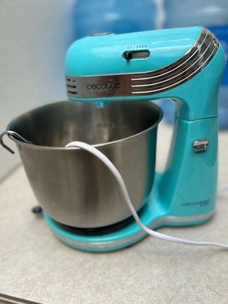 Robot amasador Cecotec azul