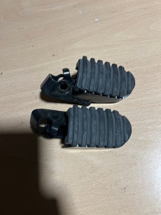 Pareja De Estriberas Traseras Plegables Para Pasajero
