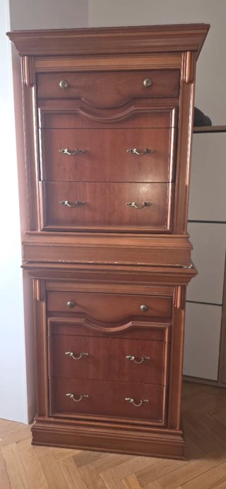 2 Mesitas de Noche de Madera