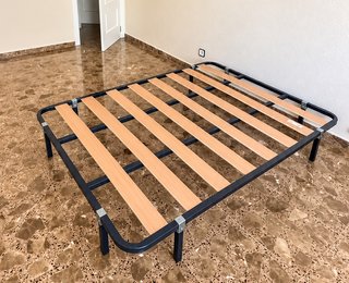 Somier de láminas 135x190 con 8 patas