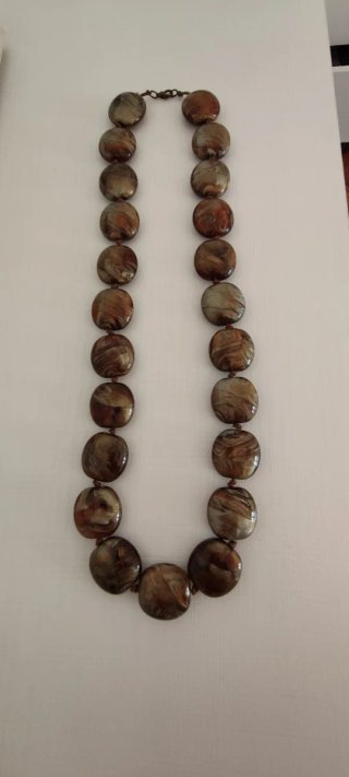 Collar de cuentas circulares