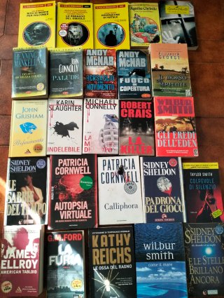 Lotto 25 libri gialli thriller spionaggio