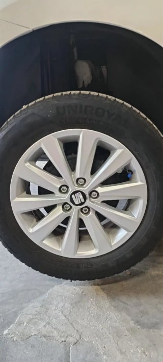 Llantas Seat Ibiza 15 pulgadas con neumáticos