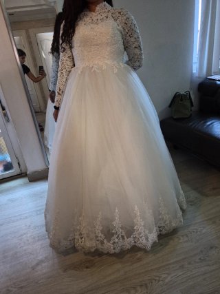 Vestido de novia con encaje
