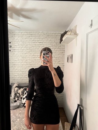 Vestido de terciopelo negro