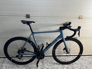 Bicicleta de Carretera AURUM Magma Carbono T56