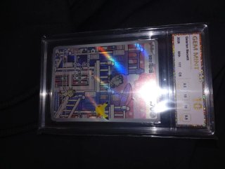 Carta Pokémon Galarian Meowth Graduada 10