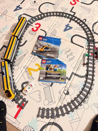 LEGO City Tren de Pasajeros 60197