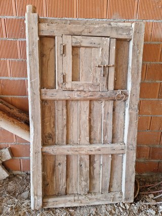 Puerta de Madera Maciza Rústica