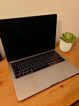MacBook Pro 13 (2018) Space Gray