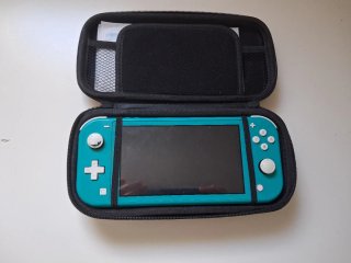 Nintendo Switch Lite Turchese con Custodia