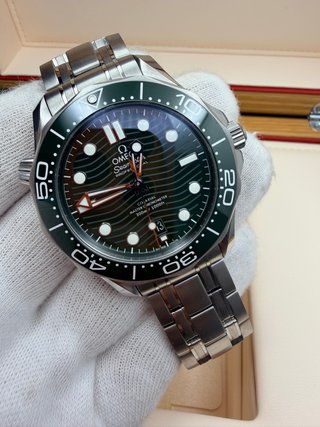 Reloj Omega Seamaster 300 Verde
