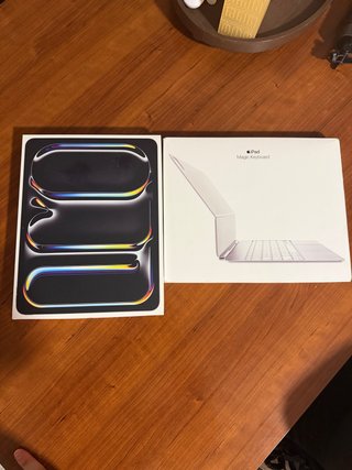 iPad Pro M5 13 + Magic Keyboard + Pencil