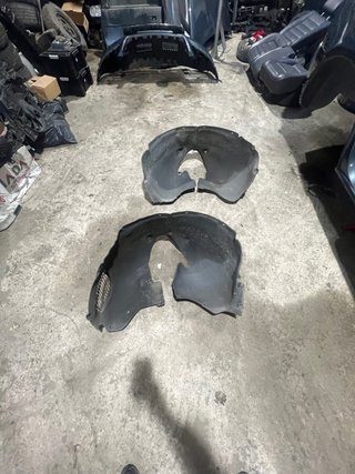 Pasos de rueda delanteros VW Touareg r5