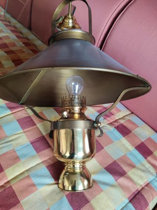 Lámpara de techo estilo clásico dorada