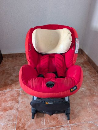 Silla de coche BeSafe con sistema ISOFIX