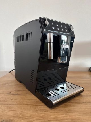 Cafetera Superautomática De'Longhi Autentica
