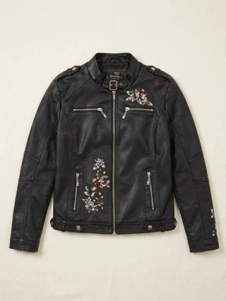 Cazadora Biker Negra Koröshi con Bordados
