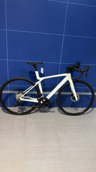 Trek Madone SL 5 Gen 8 Shimano 105 12v
