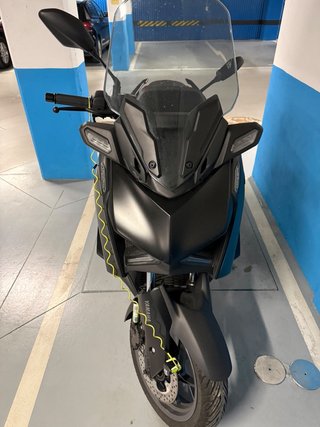 Yamaha Xmax 300