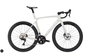Trek Madone SL 5 Pro Gen 8 Carbono 105 12v