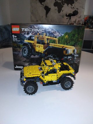 LEGO Technic Jeep Wrangler Rubicon 42122