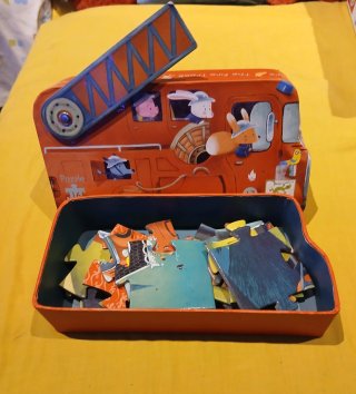 Puzzle Infantil en Caja Metálica
