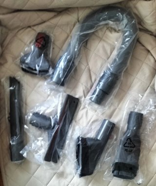 Set di accessori per aspirapolvere