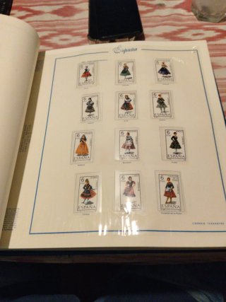 Colección Sellos España 1967 con fijasellos