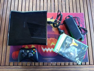 Console Xbox 360 Nera con 5 giochi