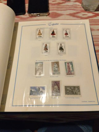 Colección de Sellos España Año 1971 con fijasellos