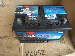 Se vende batería 12 voltios 77ah 680 amperios
