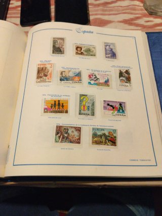 Sellos España Año 1976 totalmente nuevos