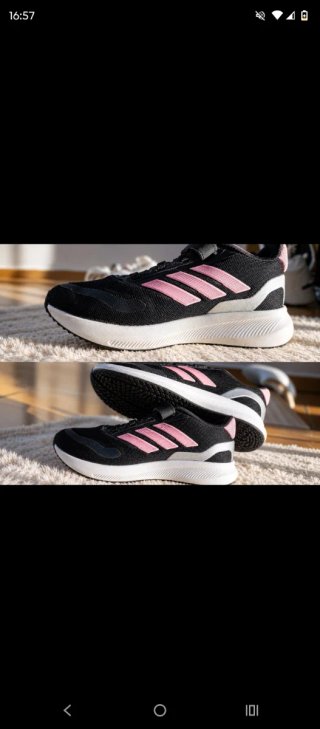 Zapatillas Adidas Negras y Rosas