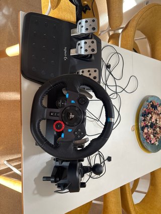 Volante Logitech G29 + Driving Force Shifter