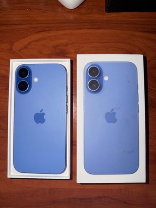 iPhone 16 Azul