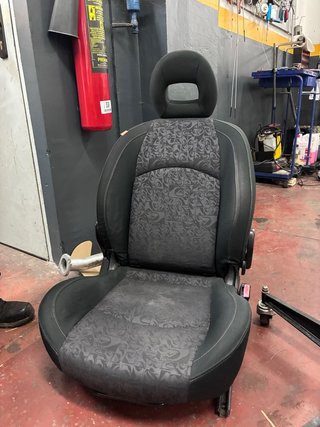 Asiento copiloto Peugeot 206 edición quicksilver